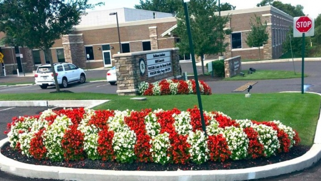 Best Commercial Landscaping Company - Medical Center
