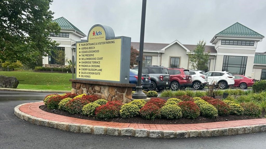 7 Signs Your Commercial Landscape Needs an Enhancement