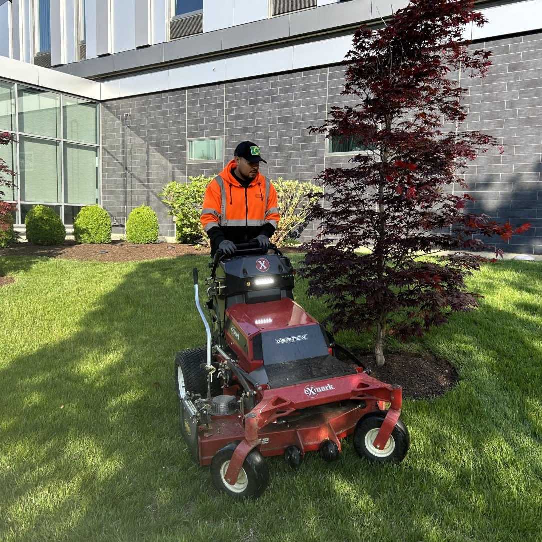 Why More Commercial Properties Are Switching to Electric Landscaping Equipment